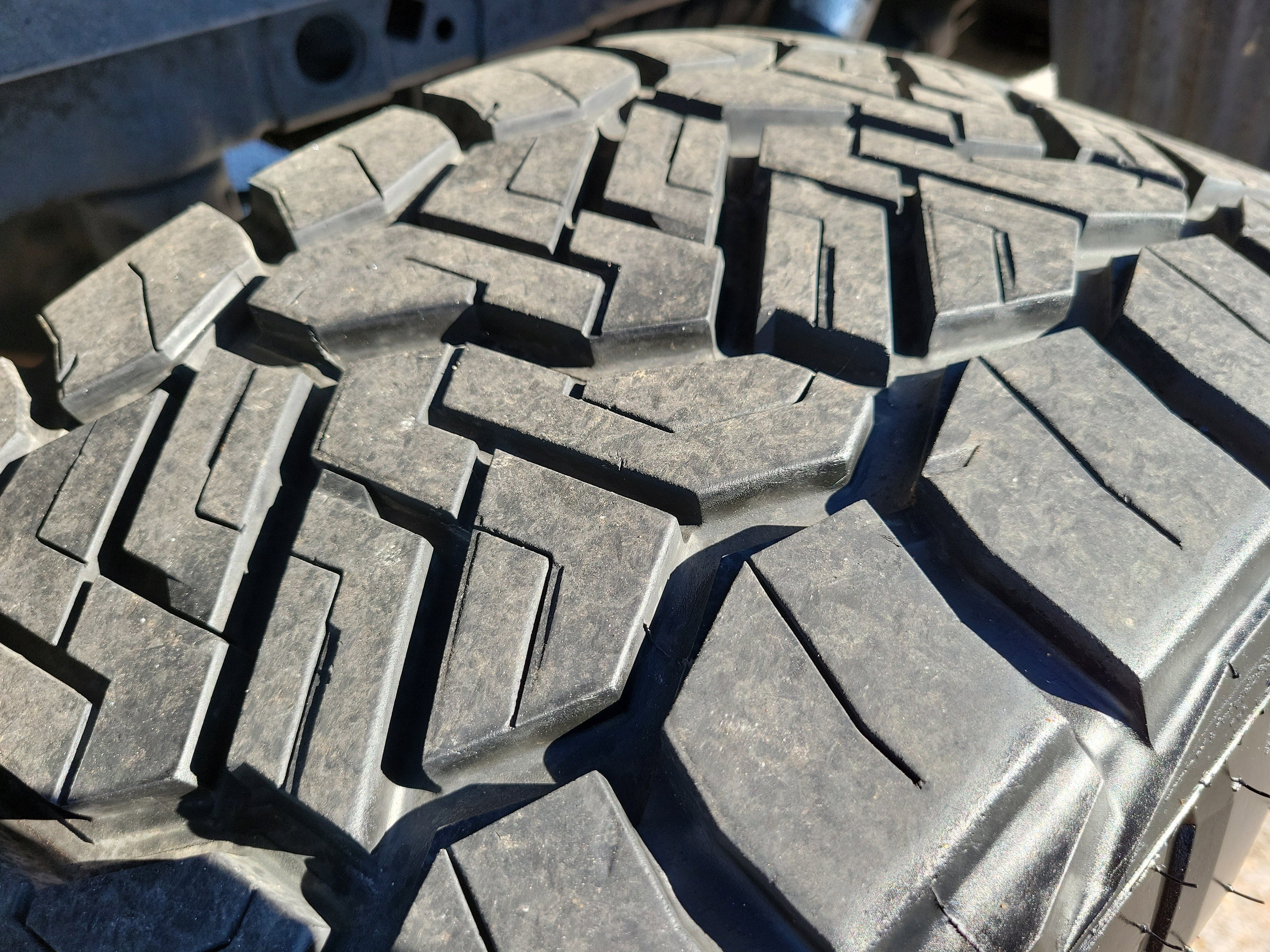 Used 2024 Ford F150 XLT w/ Equipment Group 302A MID image 9