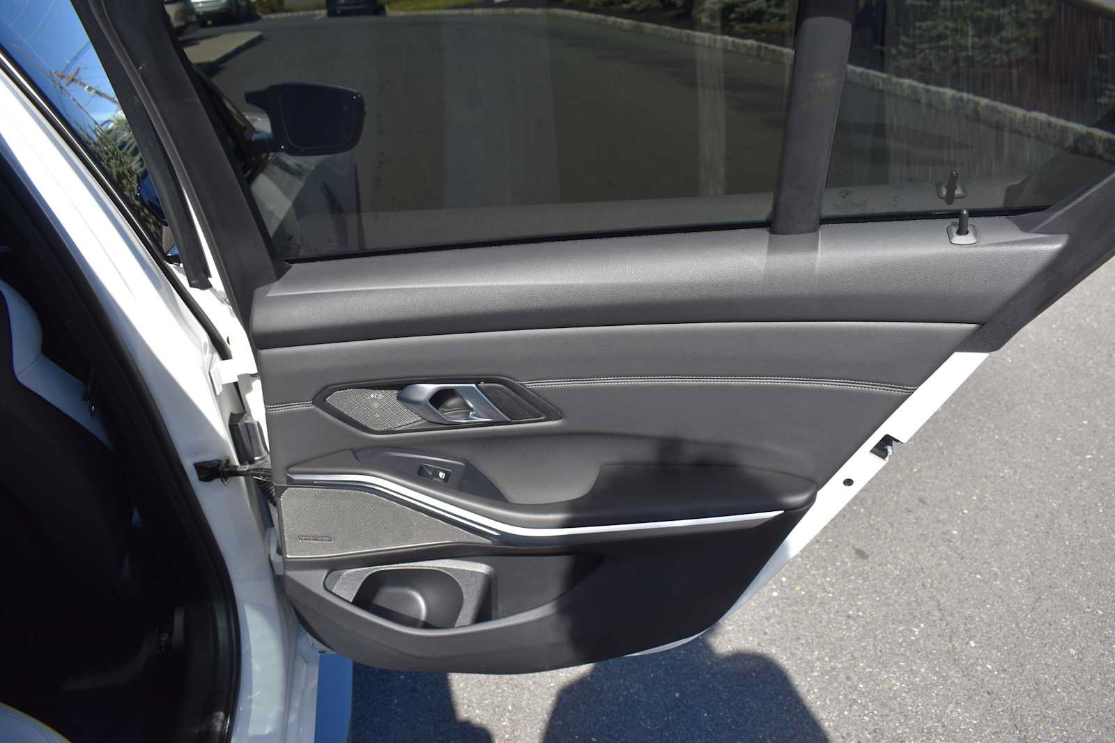 Used 2024 BMW M3 w/ Executive Package RWD image 9