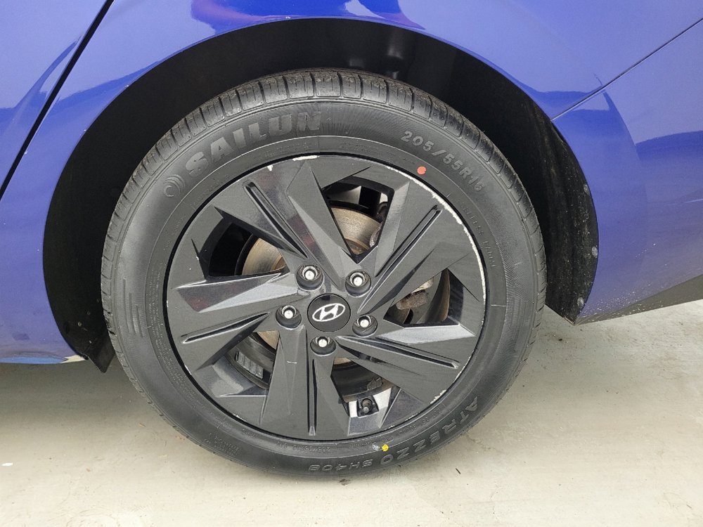Used 2022 Hyundai Elantra SEL FWD image 31