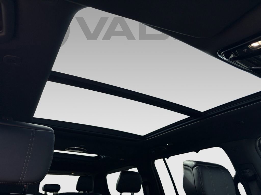 New 2026 Jeep Grand Wagoneer Summit w/ Rear Seat Video Group I image 6