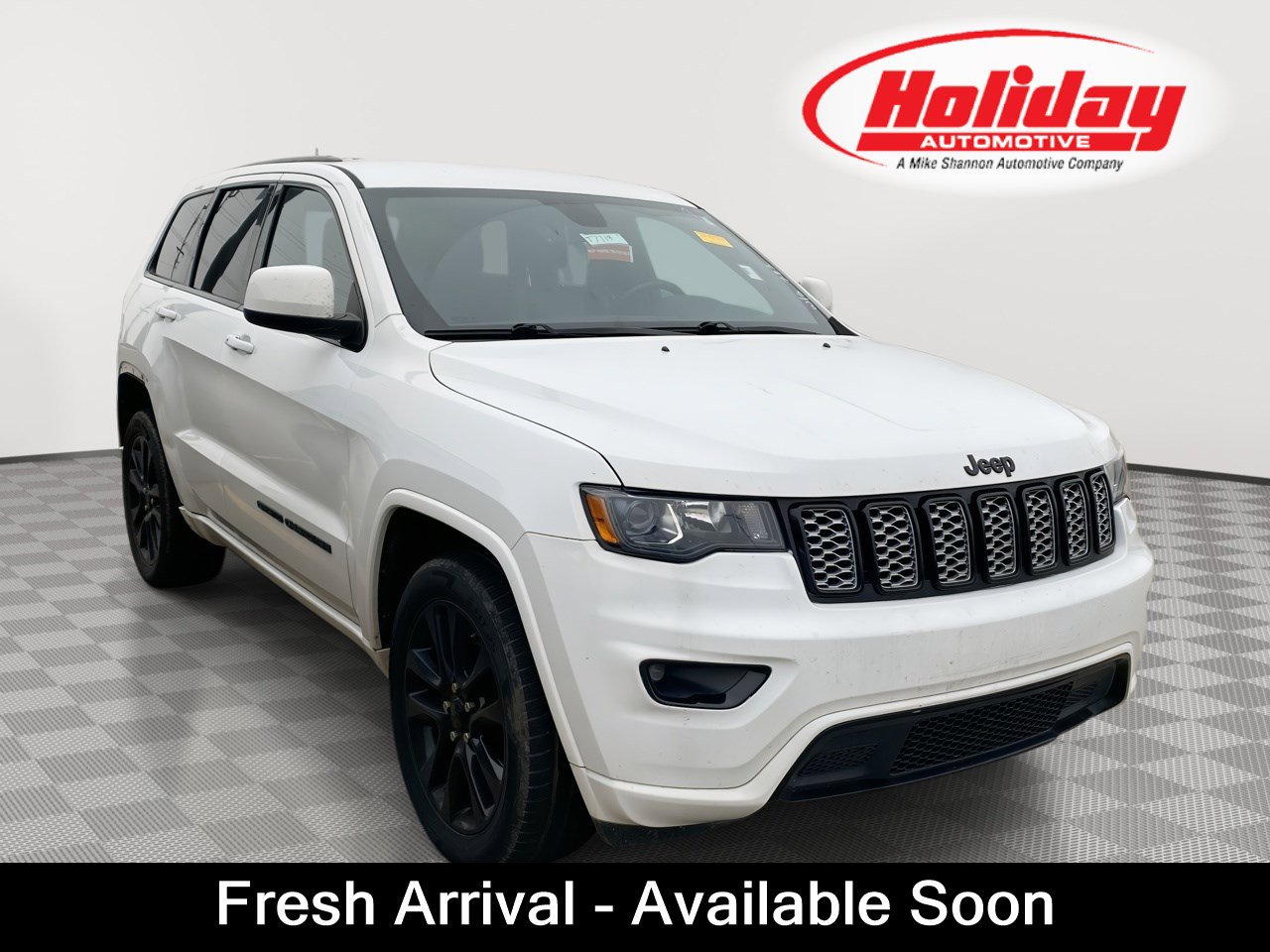 Used 2018 Jeep Grand Cherokee Altitude