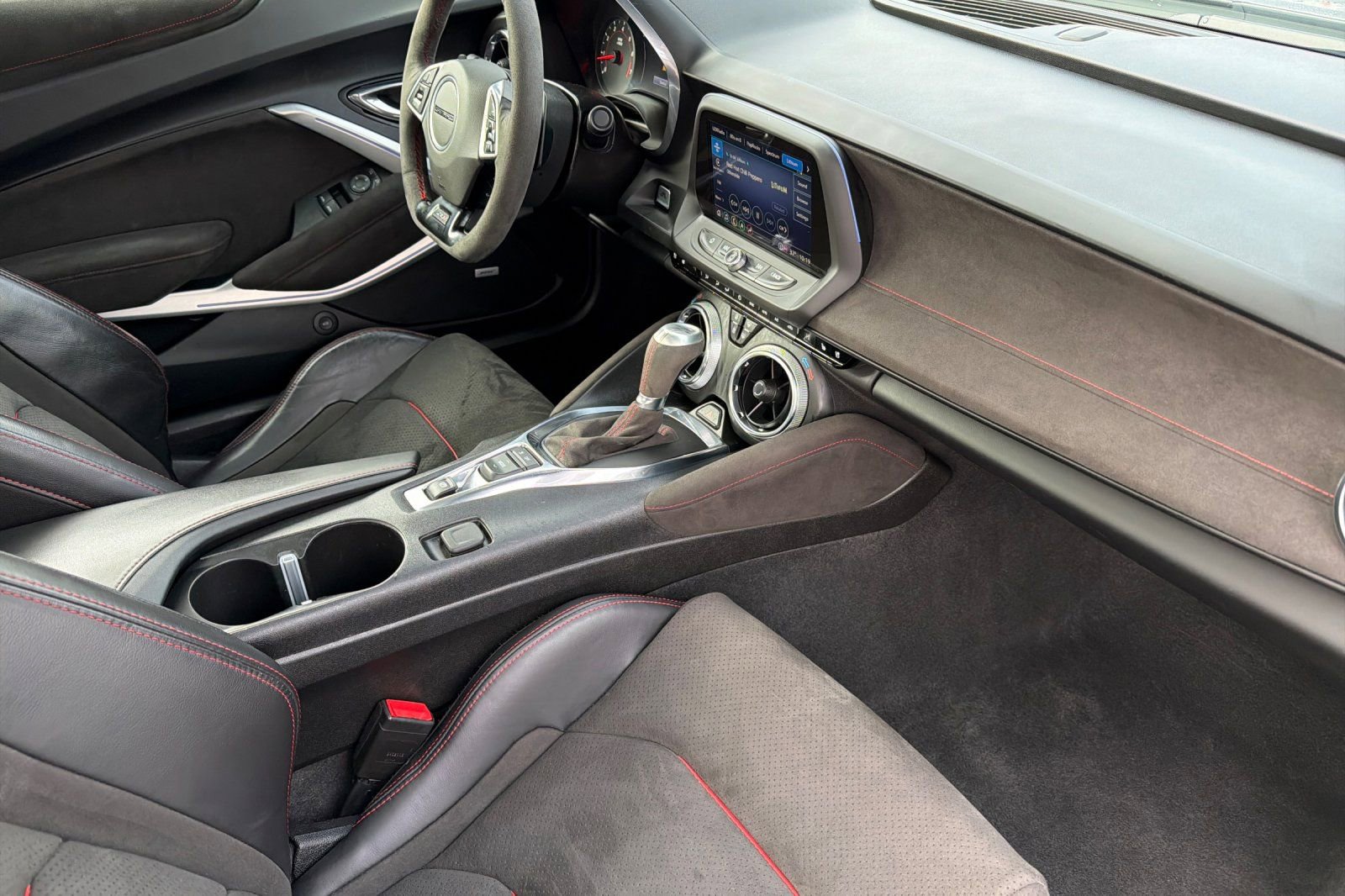 Used 2023 Chevrolet Camaro ZL1 image 15