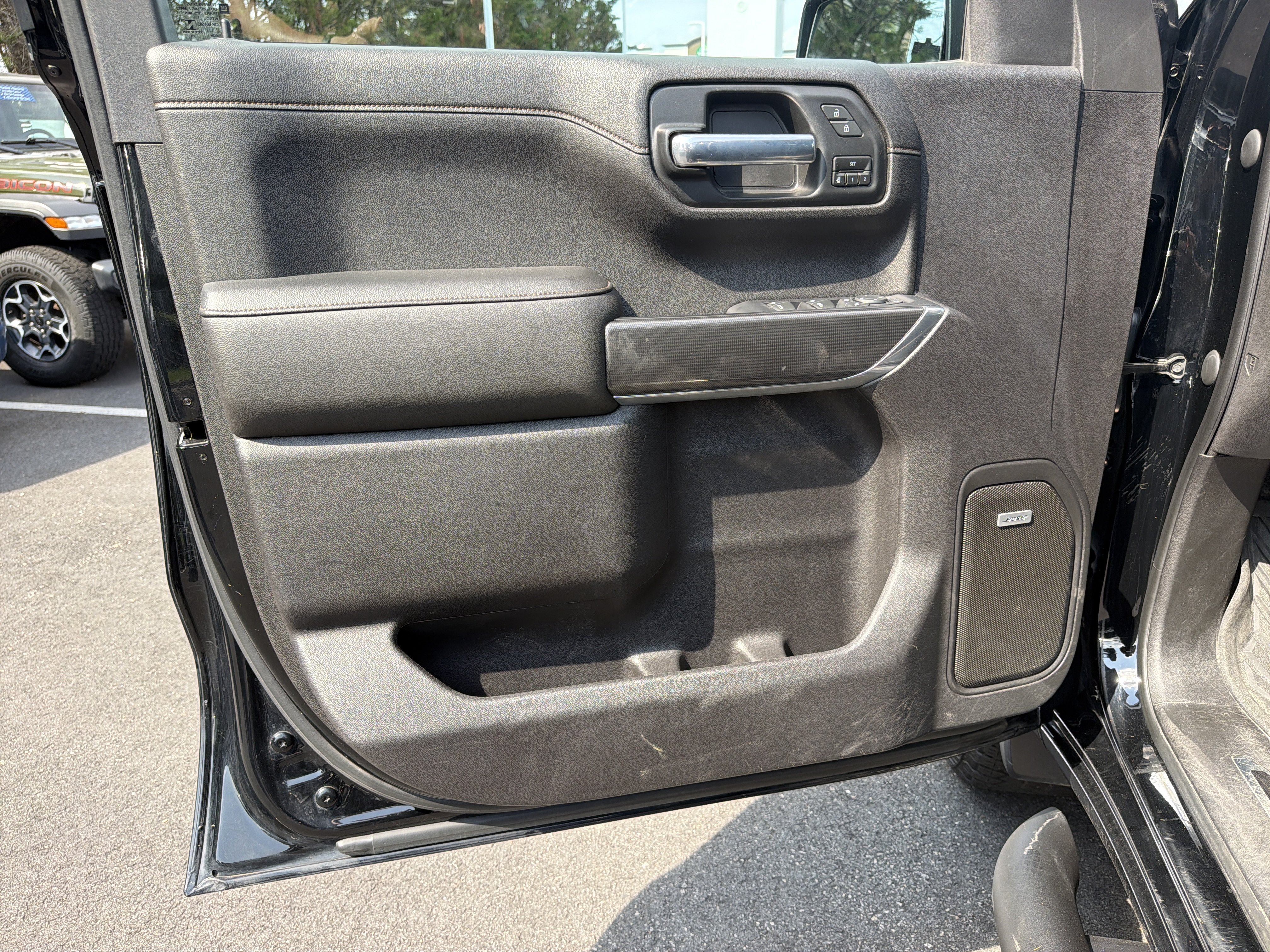 Used 2020 GMC Sierra 1500 AT4 w/ AT4 Premium Package AWD/4WD image 14