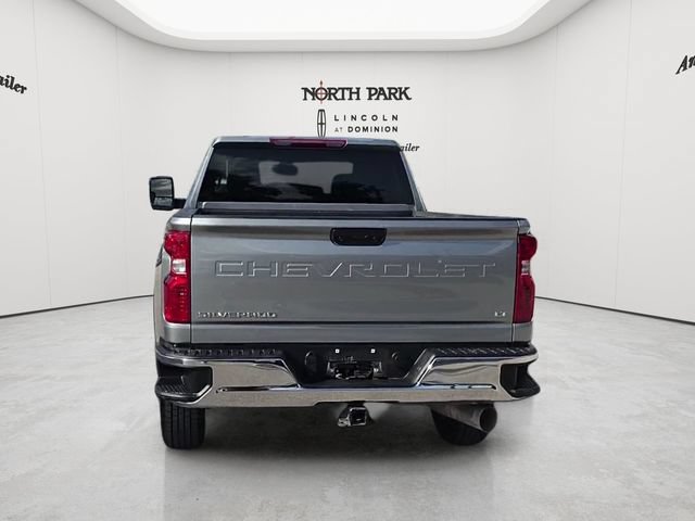Used 2026 Chevrolet Silverado 2500 LT AWD/4WD image 4
