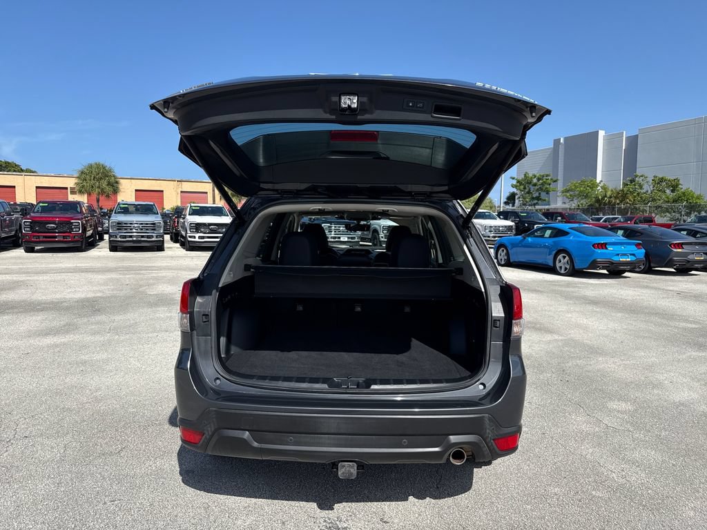 Used 2024 Subaru Forester Limited AWD/4WD image 32
