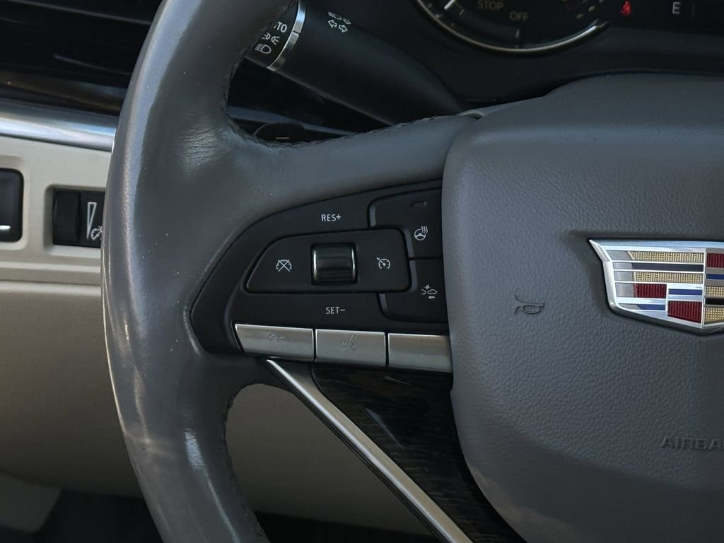 Used 2020 Cadillac XT6 Premium Luxury FWD image 14