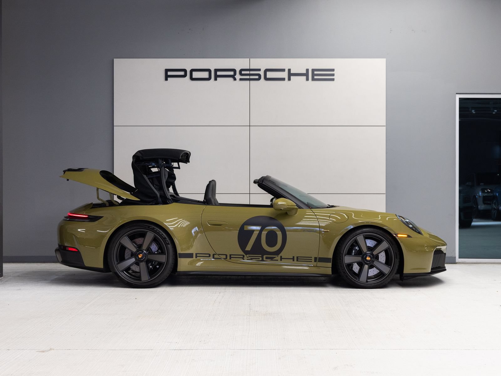 Certified 2026 Porsche 911 GTS RWD image 9