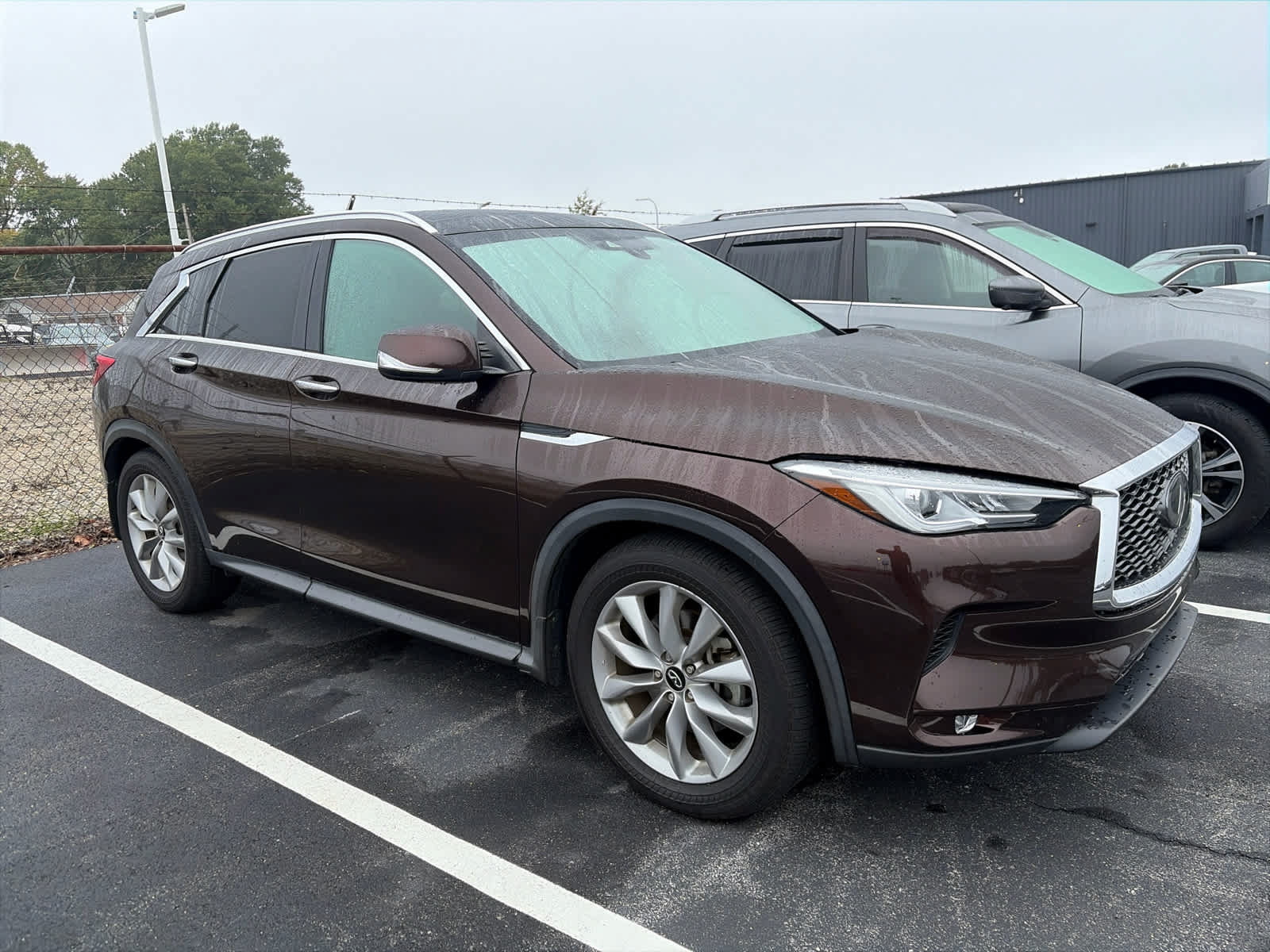 Used 2020 INFINITI QX50 Luxe w/ Navigation Package AWD/4WD image 3