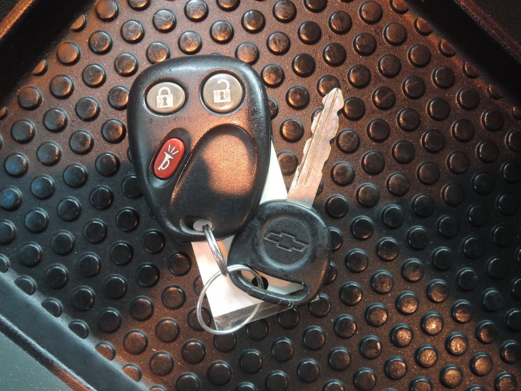Used 2003 Chevrolet Avalanche 4x4 w/ The North Face Edition image 44