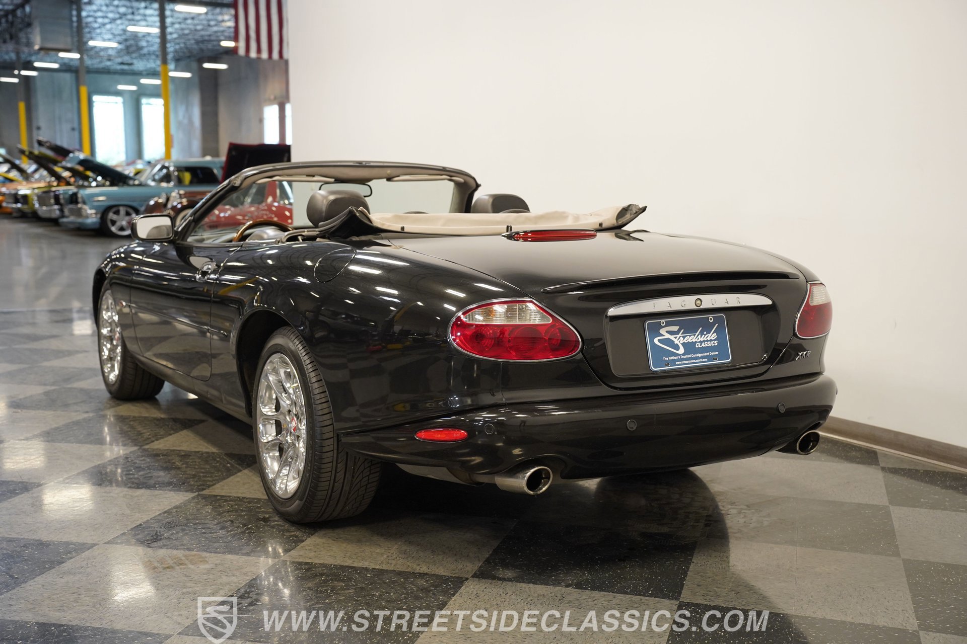 Used 2002 Jaguar XK8 Convertible image 8