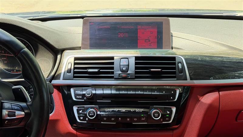 Used 2019 BMW 430i xDrive Coupe w/ M Sport Package AWD/4WD image 28