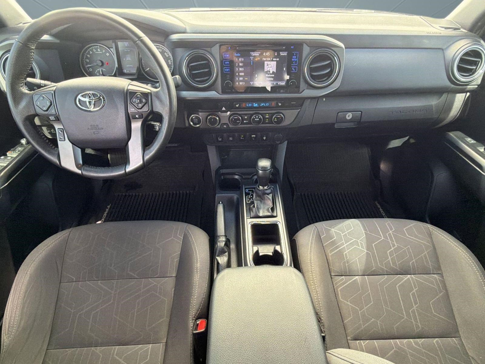 Used 2017 Toyota Tacoma TRD Sport w/ Premium & Technology Package AWD/4WD image 16