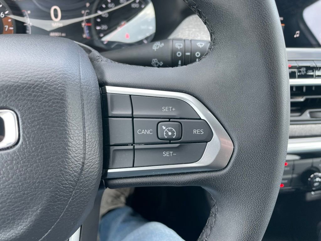 Used 2024 Jeep Compass Latitude AWD/4WD image 20