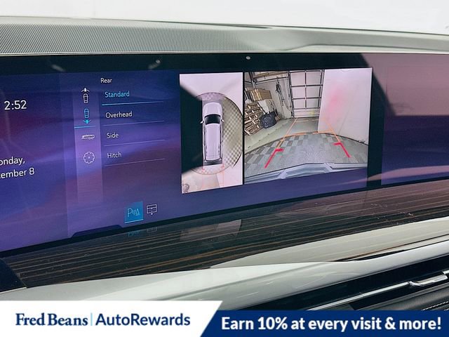 New 2025 Cadillac Escalade Premium Luxury image 11