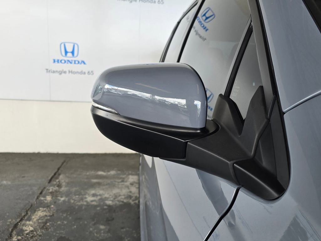 Used 2025 Honda Passport EX-L image 39