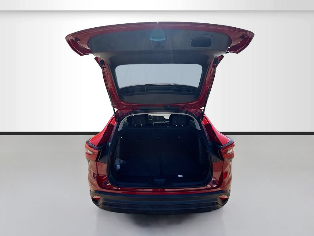 Used 2026 Chevrolet Trax LS w/ LS Convenience Package FWD image 23
