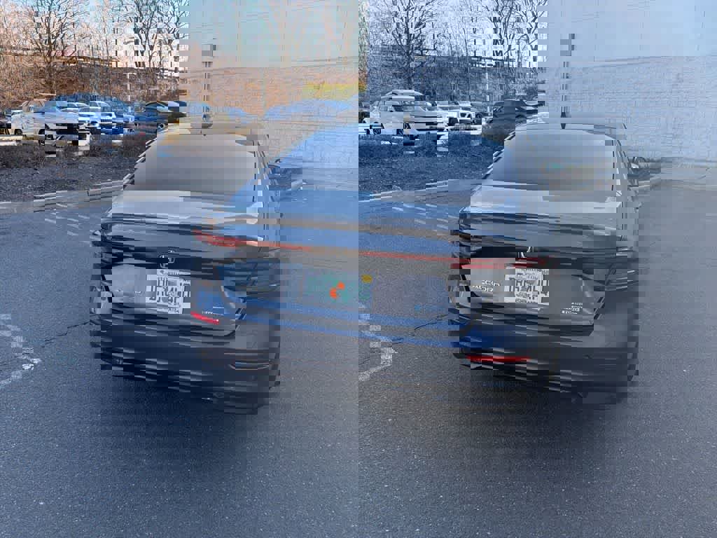 Used 2024 Honda Accord Touring image 10