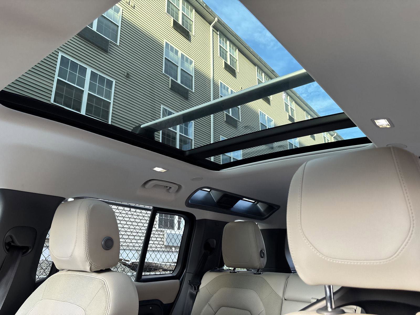 Used 2020 Land Rover Defender 110 S image 21