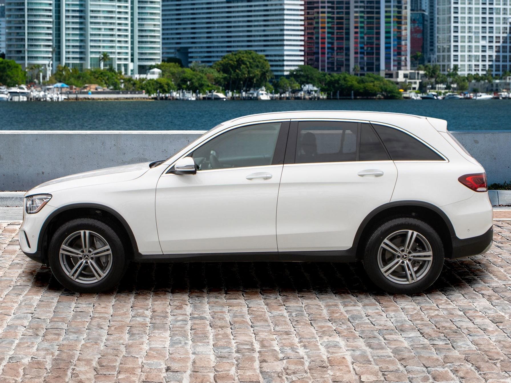 Used 2022 Mercedes-Benz GLC 300 image 8