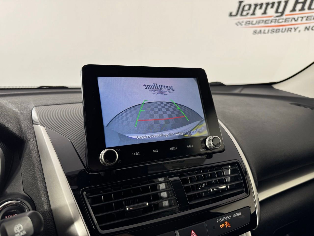 Used 2024 Mitsubishi Eclipse Cross SE AWD/4WD image 3