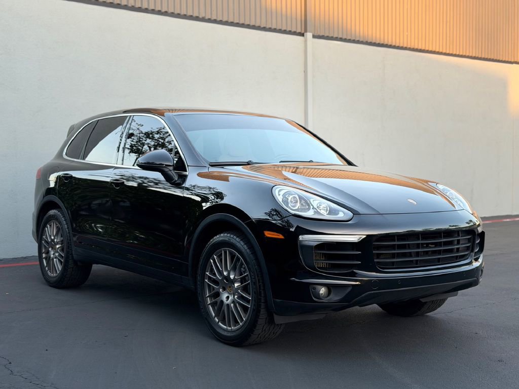 Used 2015 Porsche Cayenne Diesel image 9