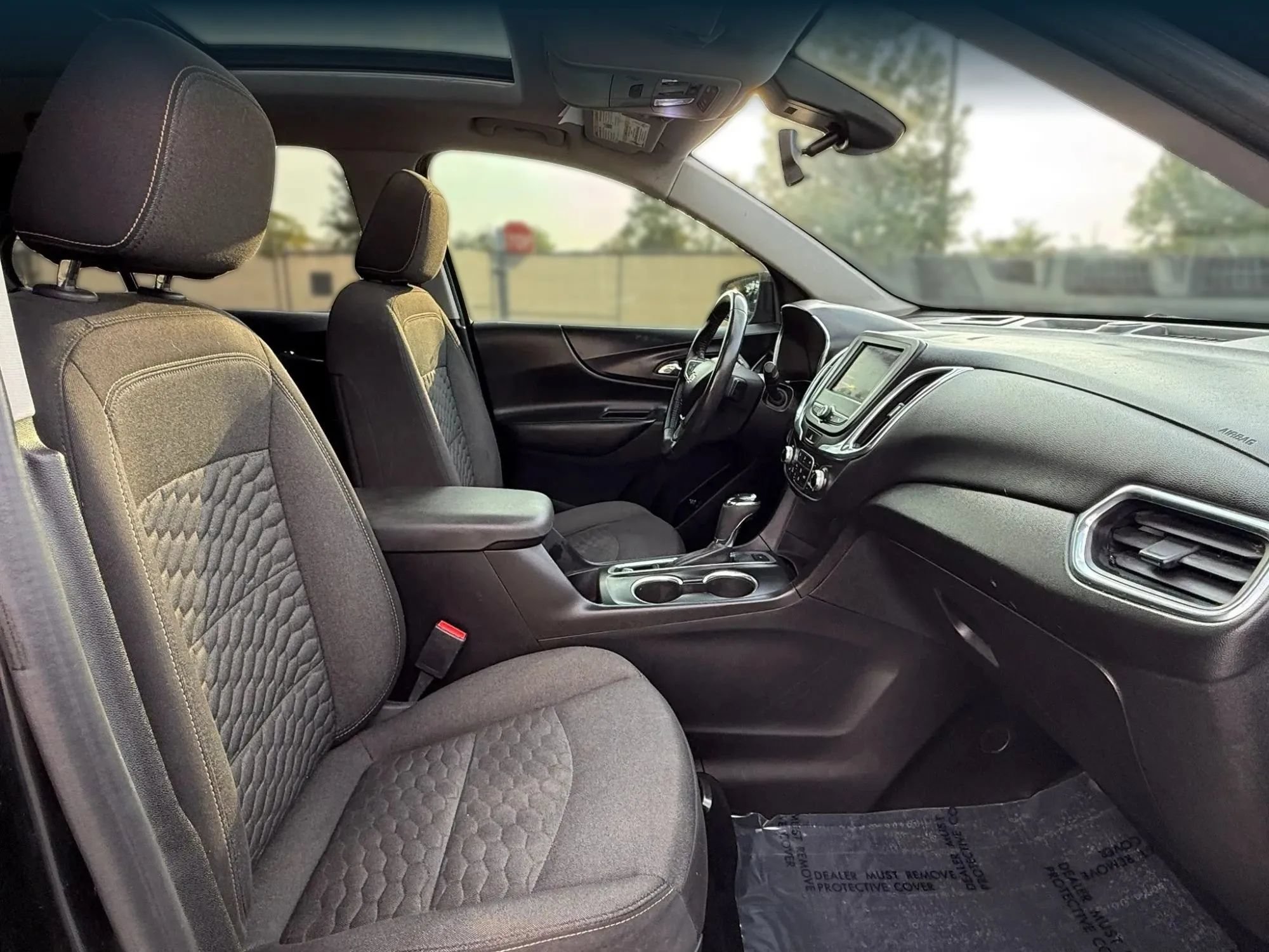 Used 2020 Chevrolet Equinox LT AWD/4WD image 18