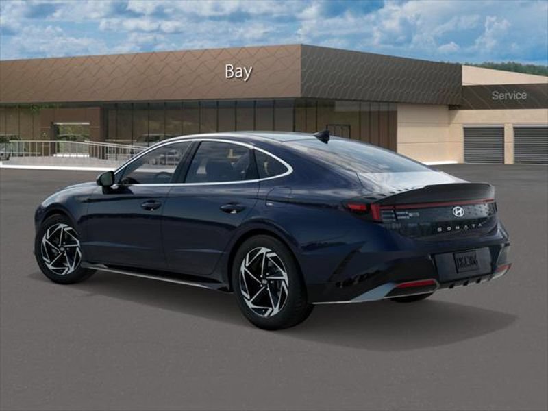 New 2026 Hyundai Sonata SEL FWD image 5