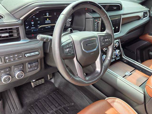 Certified 2024 GMC Yukon XL Denali Ultimate AWD/4WD image 11