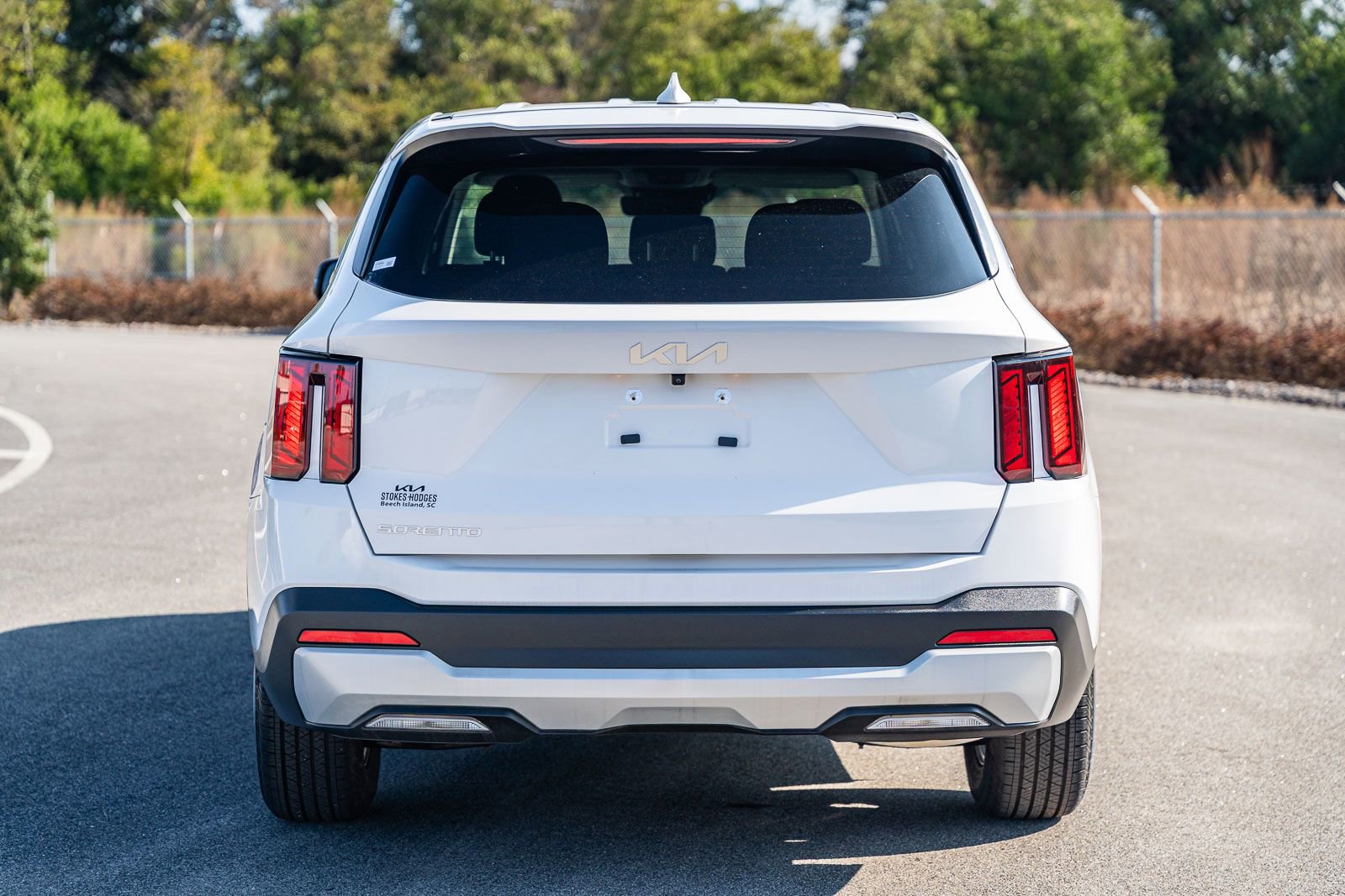 Used 2025 Kia Sorento LX image 6