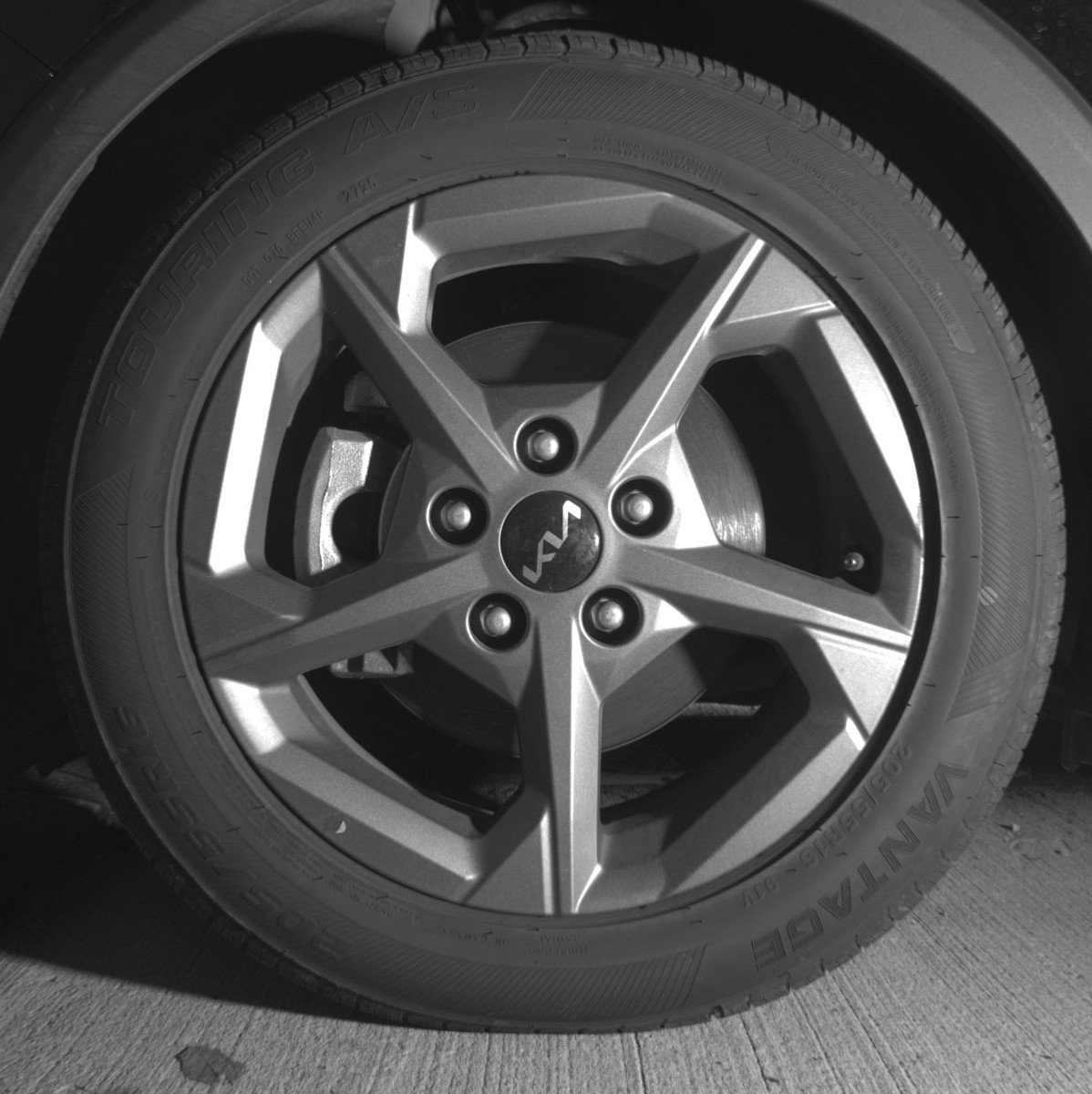 Used 2025 Kia K4 LXS image 12