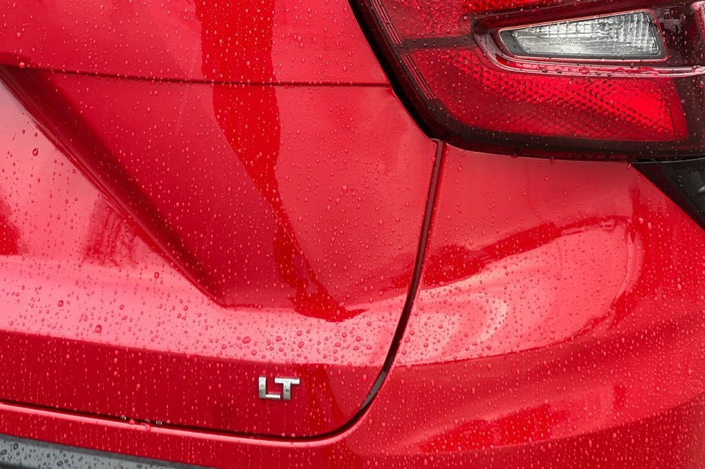 New 2026 Chevrolet Trax LT w/ Sunroof Package image 21