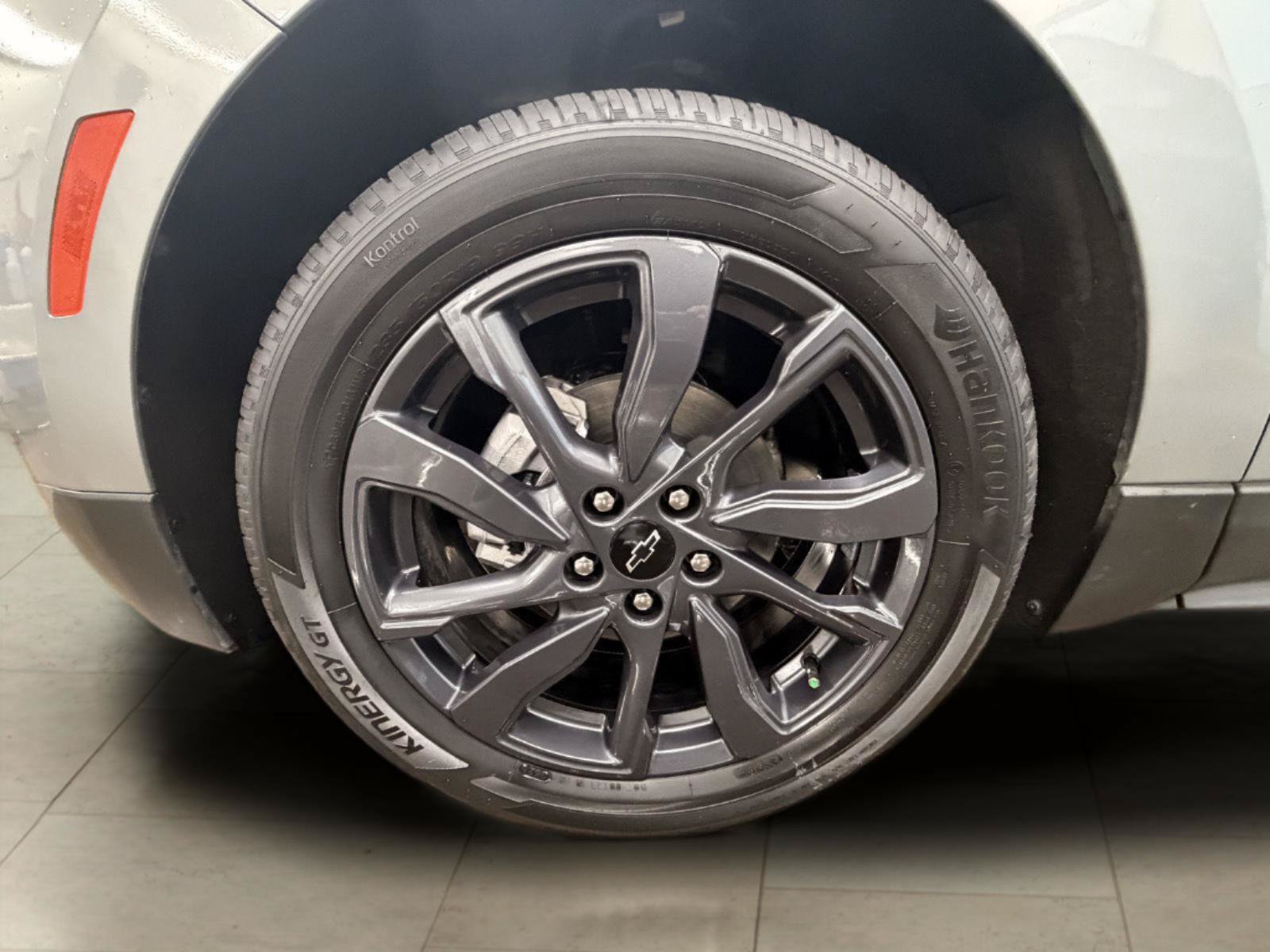 Used 2024 Chevrolet Equinox RS w/ RS Leather Package FWD image 10