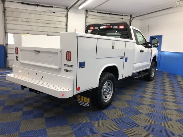 New 2025 Ford F350 XL w/ XL Chrome Package image 4