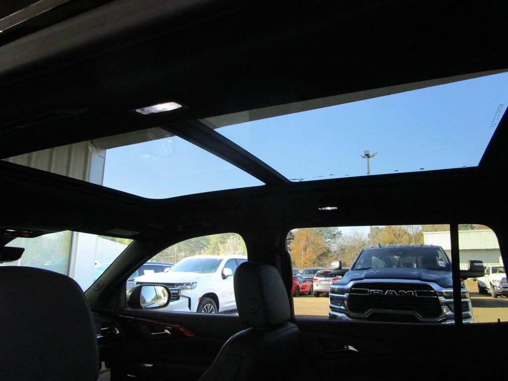 New 2026 Chevrolet Traverse RS w/ LPO, Floor Liner Package image 15