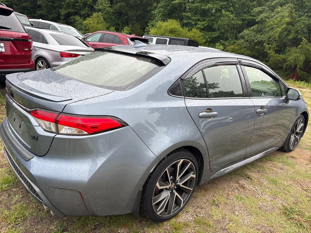 Used 2022 Toyota Corolla SE w/ SE Premium Package FWD image 17
