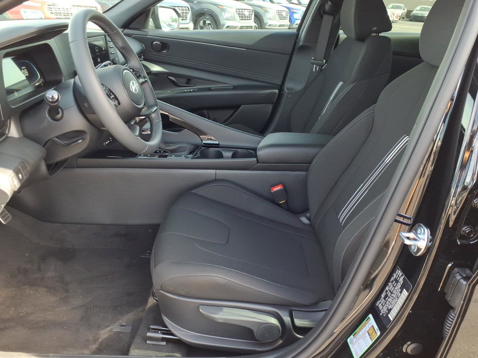 New 2026 Hyundai Elantra SEL Sport Premium image 7