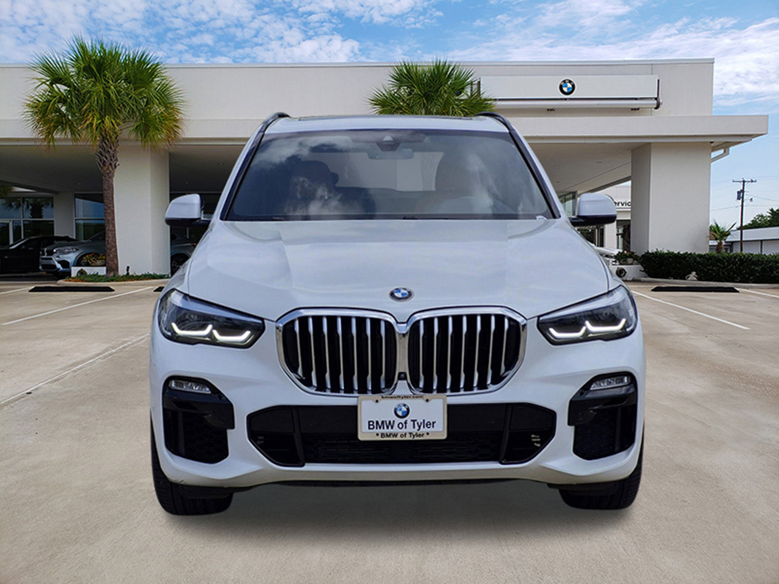 Used 2021 BMW X5 sDrive40i w/ M Sport Package RWD image 2
