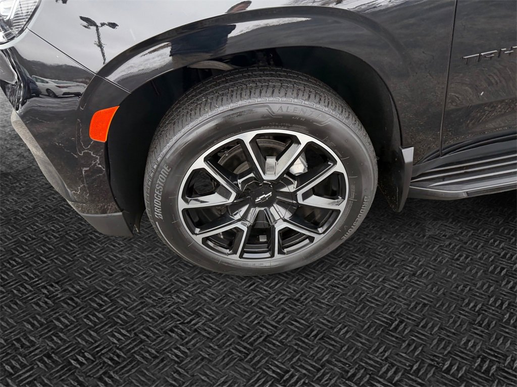 Used 2022 Chevrolet Tahoe RST w/ Luxury Package image 10