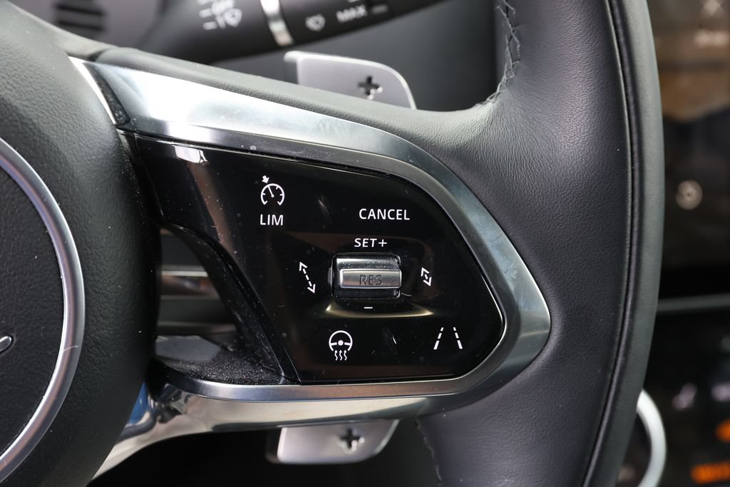 Certified 2026 Jaguar F-PACE R-Dynamic S AWD/4WD image 21