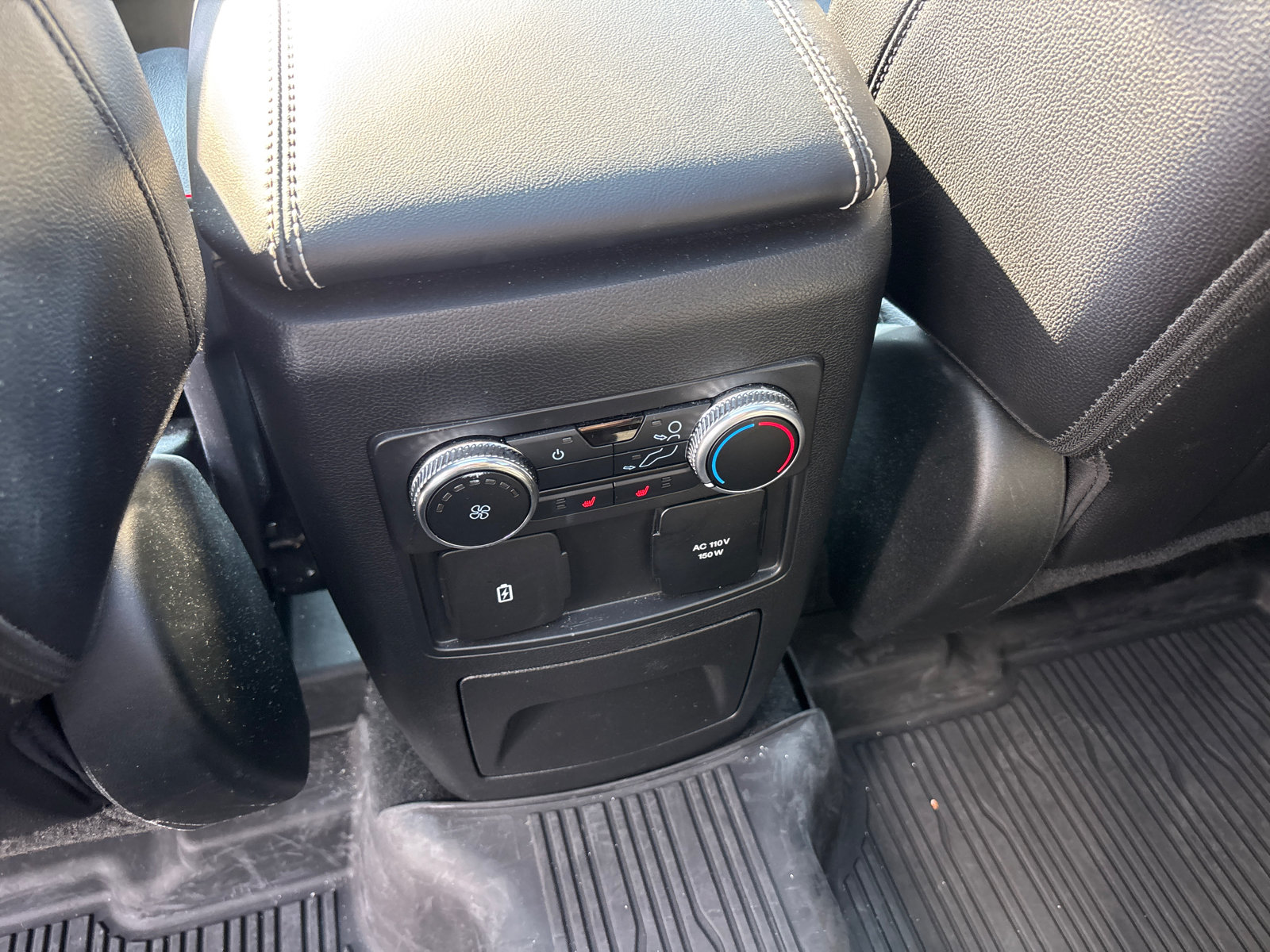 Used 2023 Ford Explorer ST w/ Equipment Group 401A AWD/4WD image 31