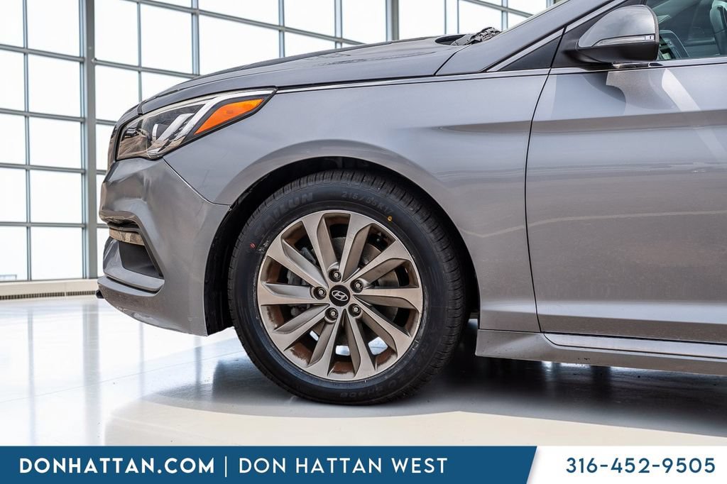 Used 2017 Hyundai Sonata Sport w/ Value Edition Package 02 FWD image 33