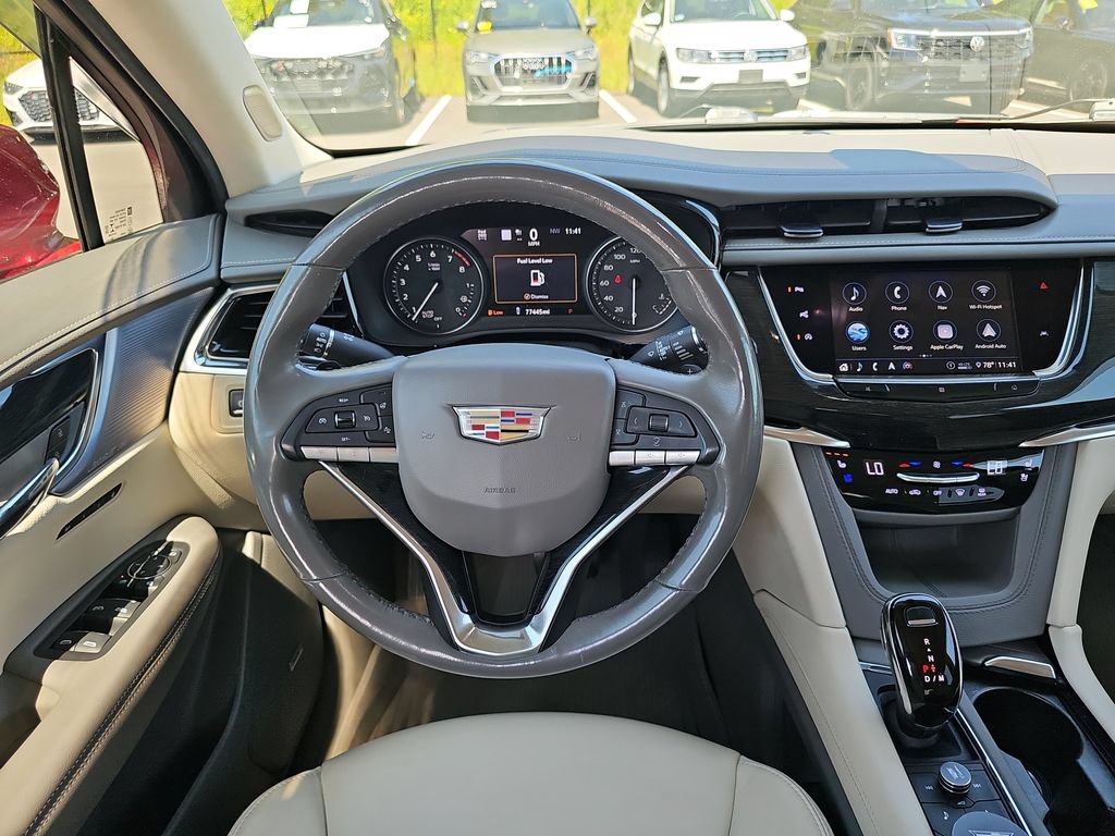 Used 2020 Cadillac XT6 Premium Luxury AWD/4WD image 11