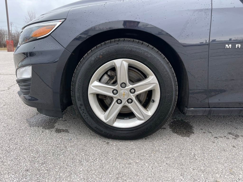 Used 2022 Chevrolet Malibu LS image 9