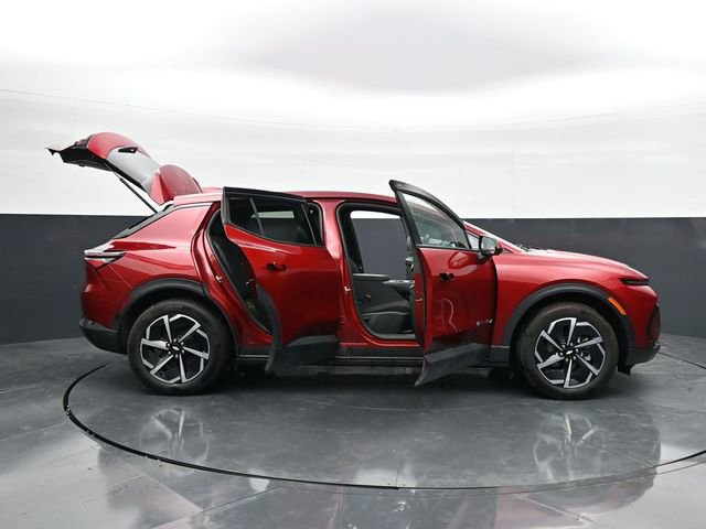 Used 2025 Chevrolet Equinox EV LT w/ Comfort Package FWD image 44