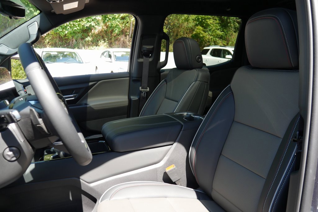 New 2026 Chevrolet Silverado EV Trail Boss w/ Premium Package image 9