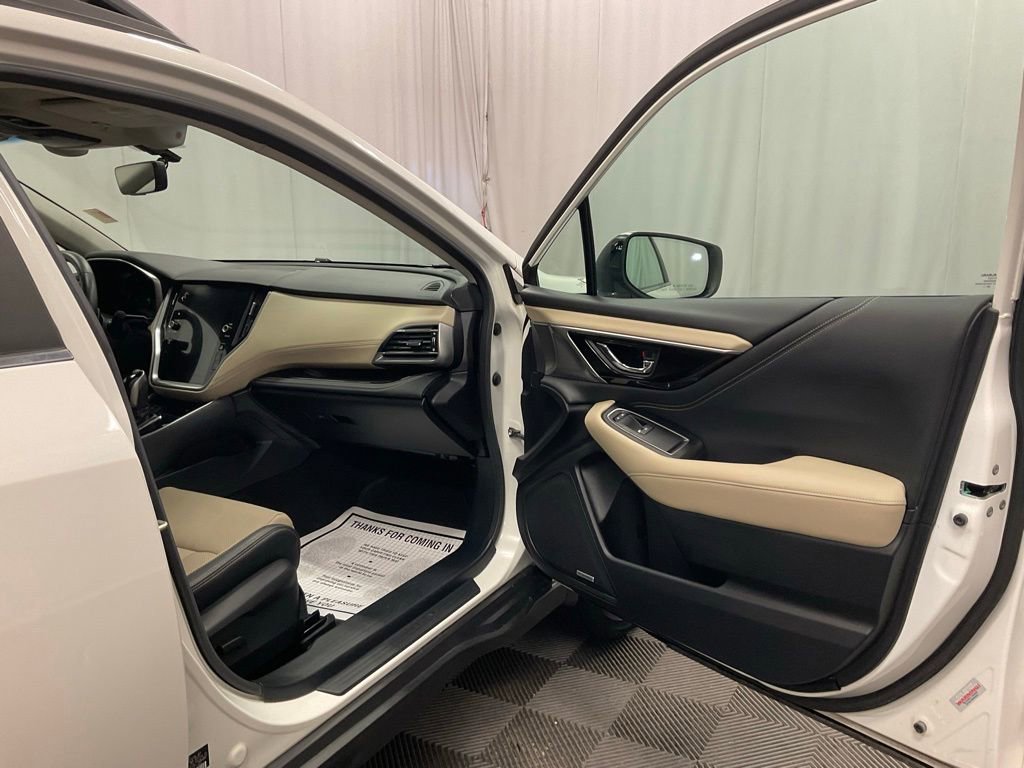 Used 2020 Subaru Outback Limited w/ Popular Package #2 AWD/4WD image 32