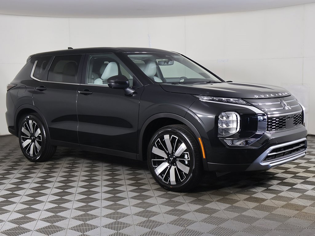 New 2025 Mitsubishi Outlander SE image 56