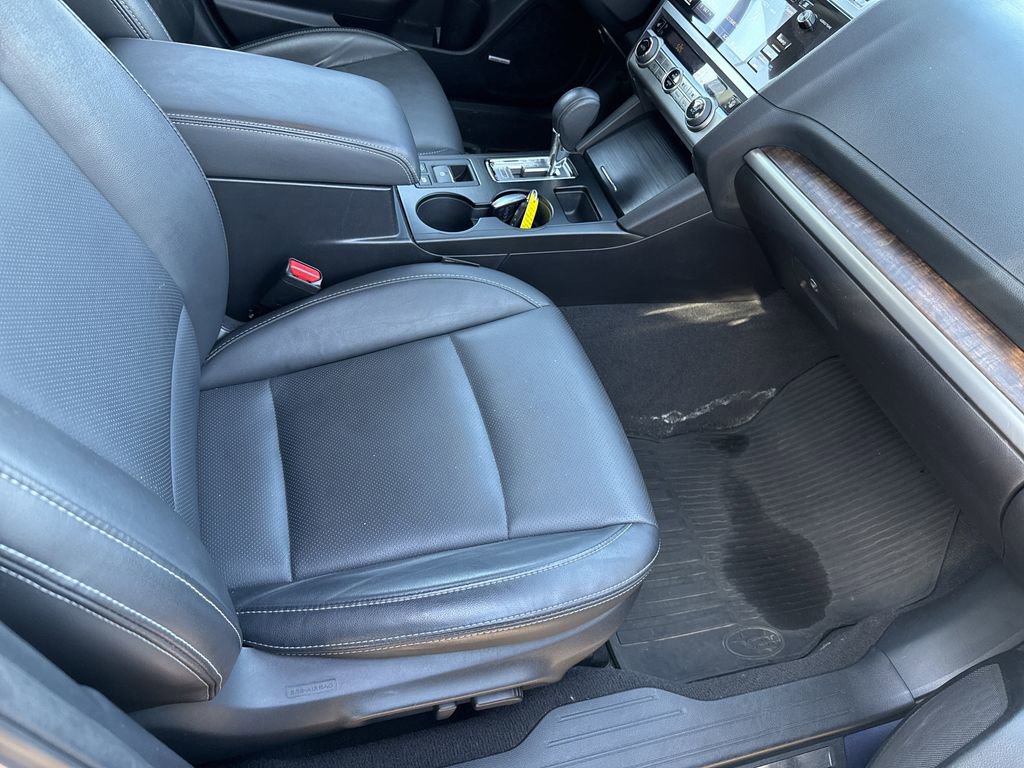 Used 2016 Subaru Outback 2.5i Limited image 12