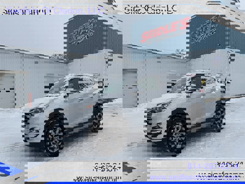 Used 2017 Hyundai Tucson SE image 1