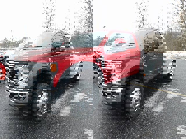 Used 2021 Ford F450 Lariat w/ Lariat Value Package image 3